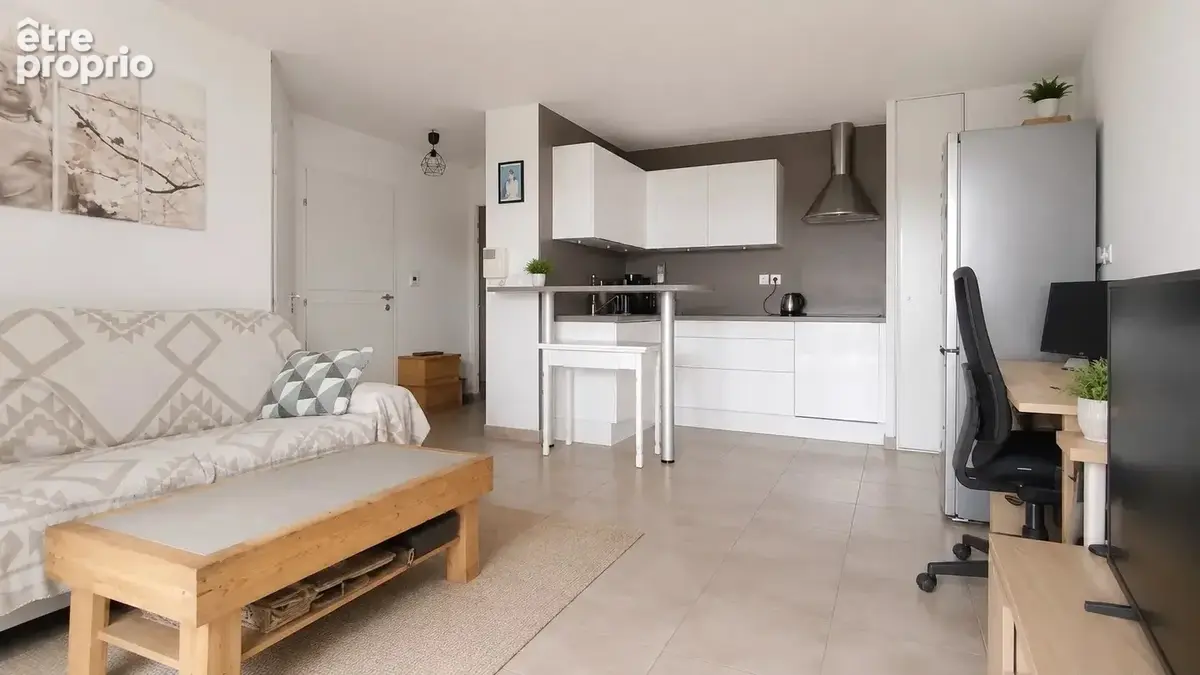 Appartement T2 récent parking La Crau - photo 3