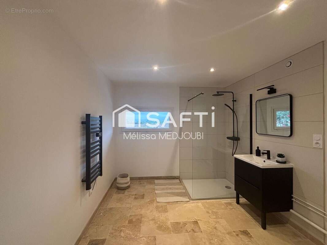 Photo 7 - Maison à BALINES