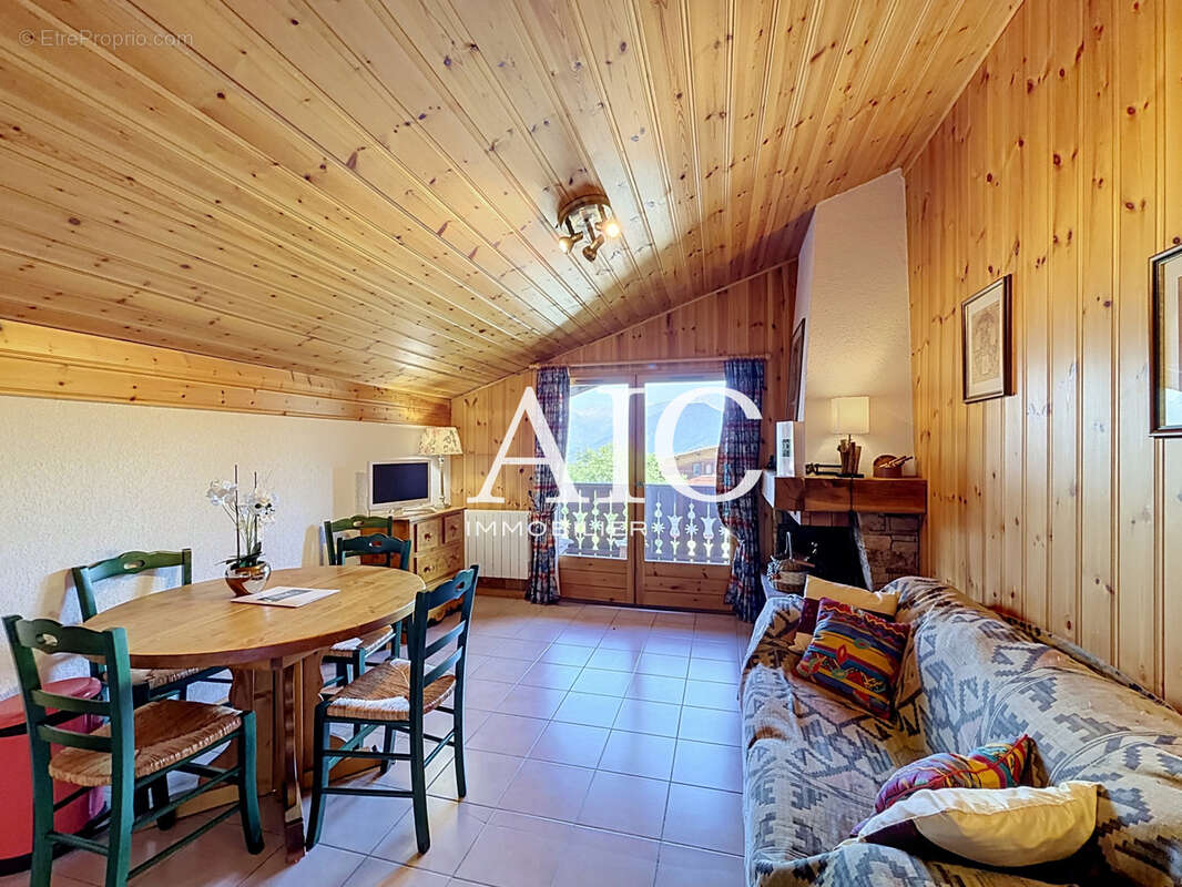 Appartement duplex avec balcon et vue imprenable sur le Mont Blanc - photo 7