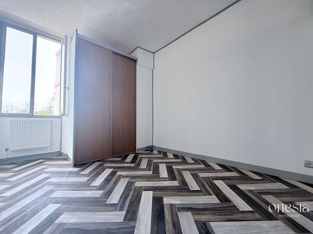 Appartement à OLORON-SAINTE-MARIE