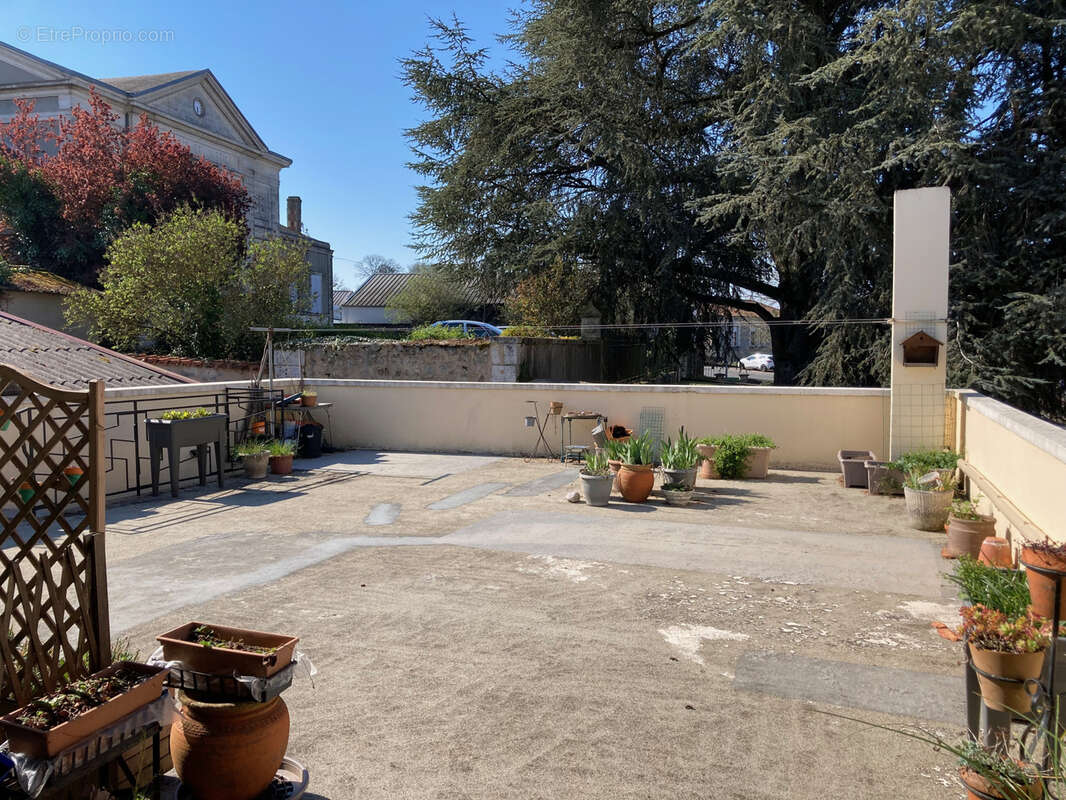 Appartement à CONFOLENS