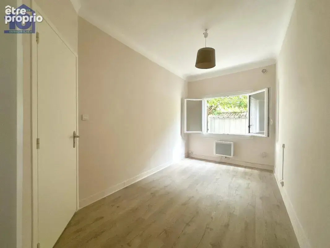 Appartement en rez-de-jardin - photo 8