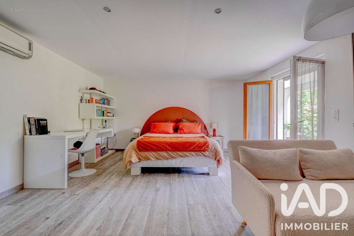 Maison 226 m² à Jablines  - photo 8