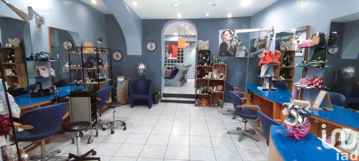 Photo 3 - Commerce à LA CHARITE-SUR-LOIRE