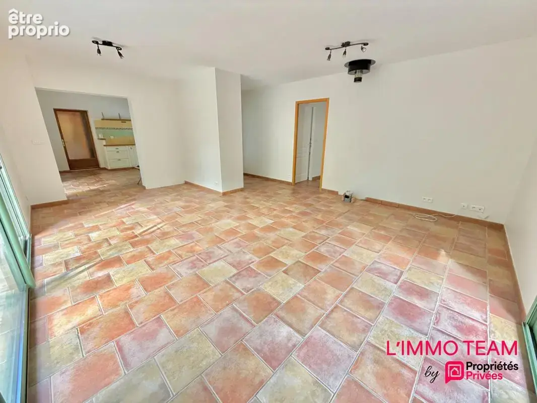 LE MONTAT Maison 4 pièces sur 3000 m² de terrain - photo 7