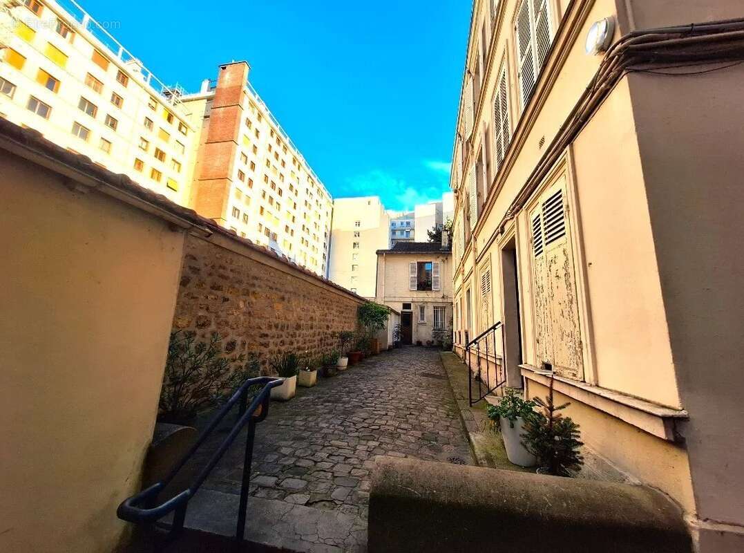 Appartement à ISSY-LES-MOULINEAUX