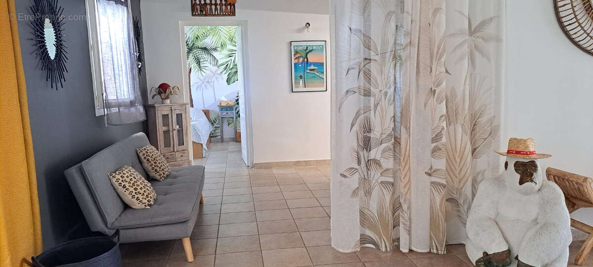 Appartement à LES TROIS-ILETS
