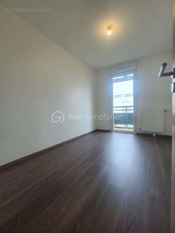 Appartement T3 de 59 m² avec balcon, parking et ascenseur au 4ème étage sur 5 – Résidence récente (2012) - photo 10
