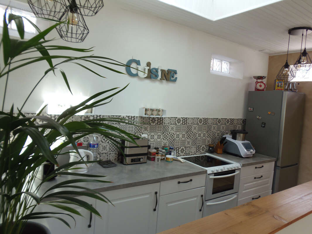 Maison à CHENAC-SAINT-SEURIN-D&#039;UZET