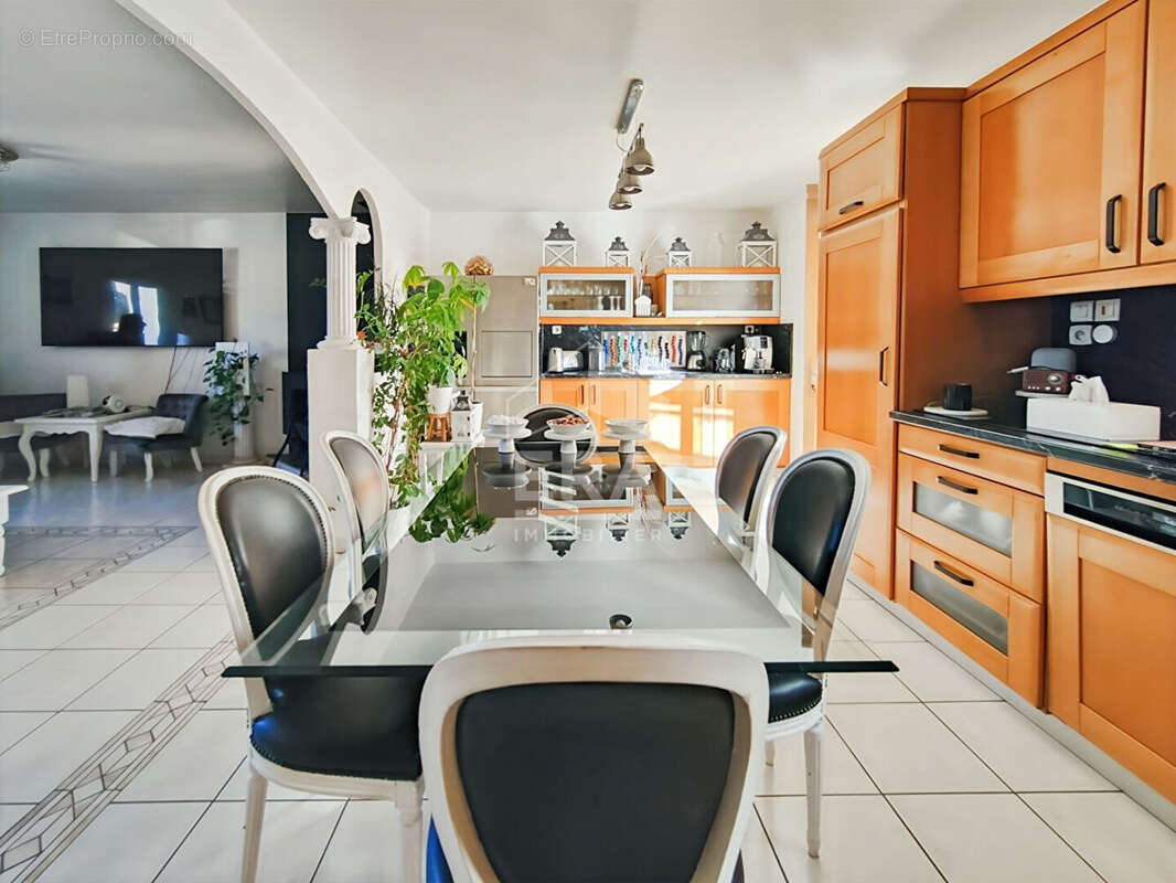 Maison à LES PENNES-MIRABEAU