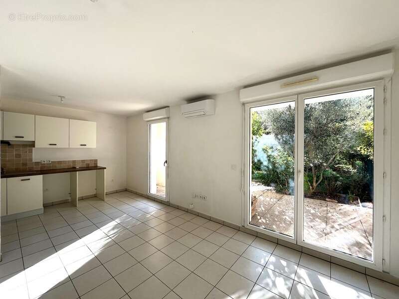 Appartement à MARSEILLE-13E