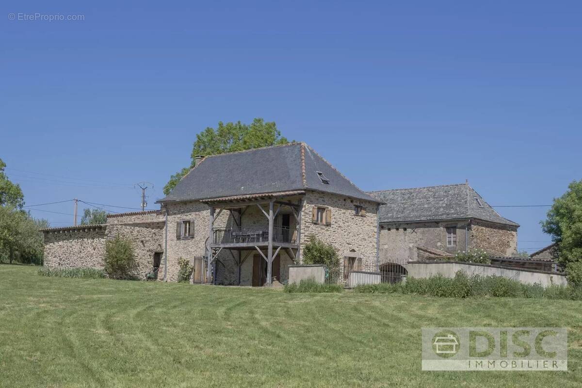 Maison à MONTIRAT