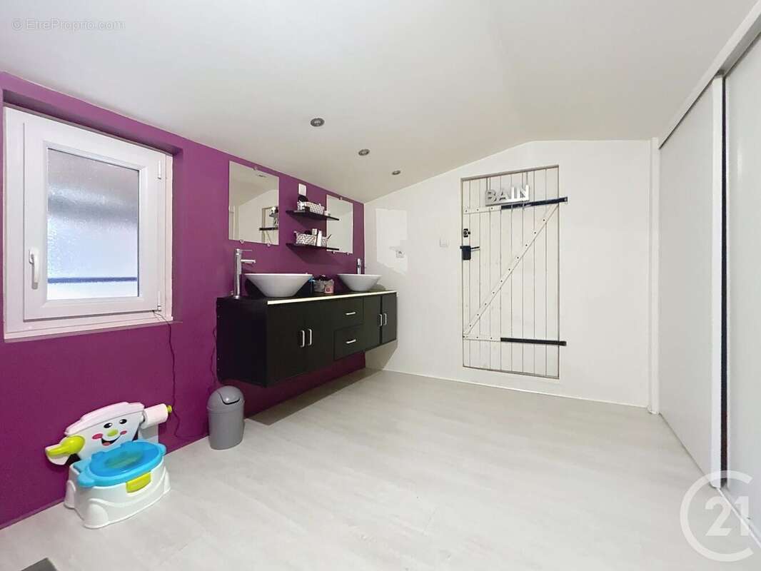 Maison à SAINT-AMAND-SUR-FION