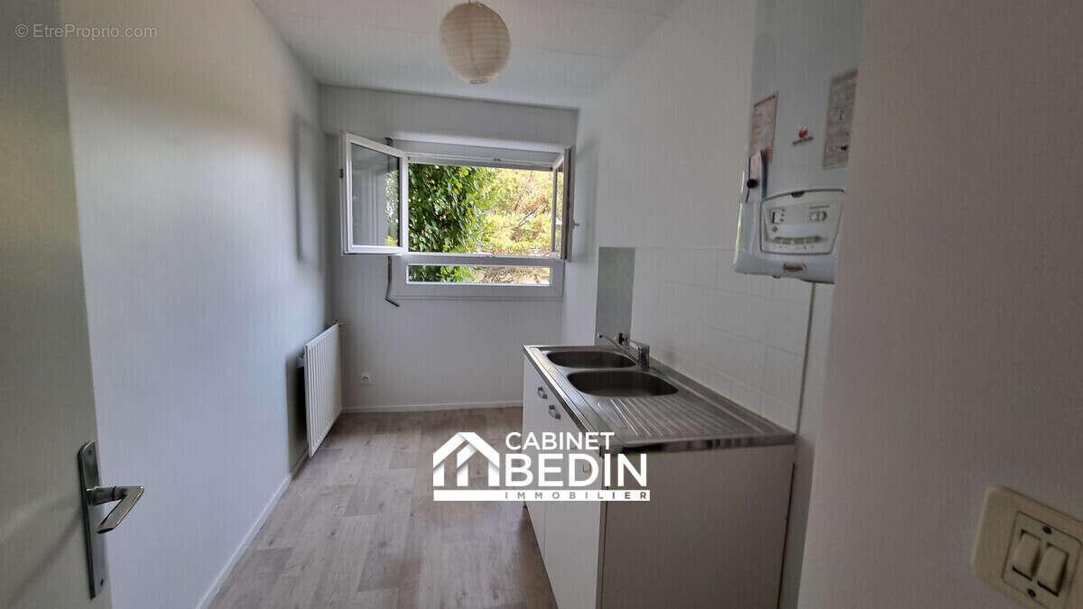 Appartement 47 m² à Bordeaux  - photo 2