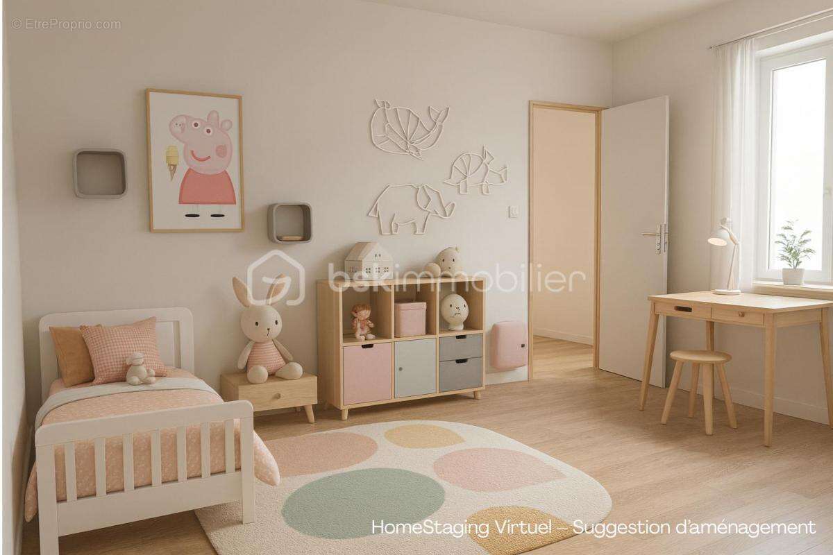 Maison à EYMOUTIERS