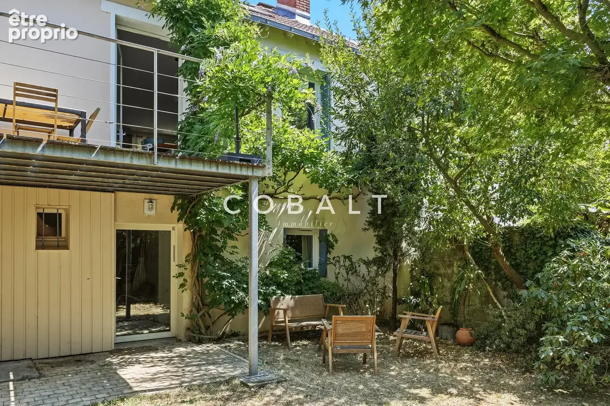 Sainte-Anne   L'alliance du cachet, des volumes et d'un jardin en ville - photo 16