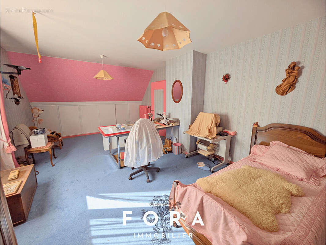 Maison à CONDE-SUR-NOIREAU