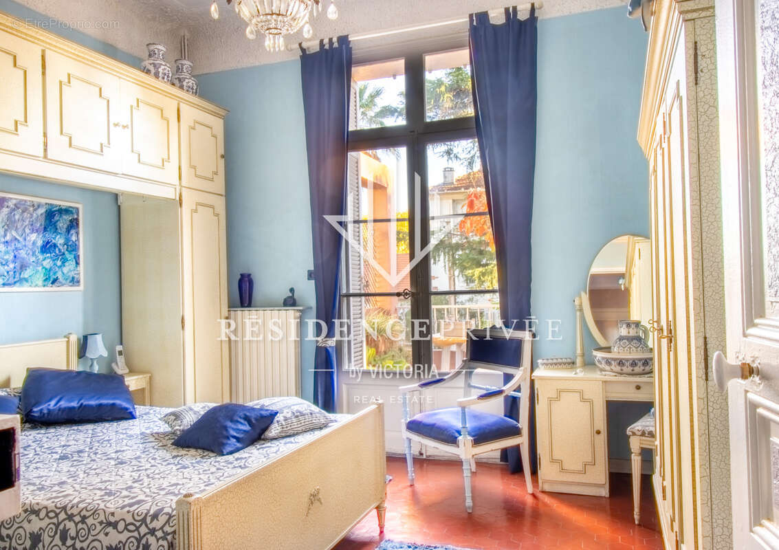 Maison à HYERES