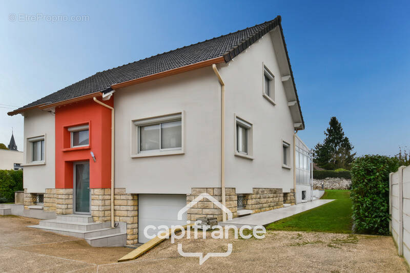 Maison à DAMMARTIN-EN-GOELE