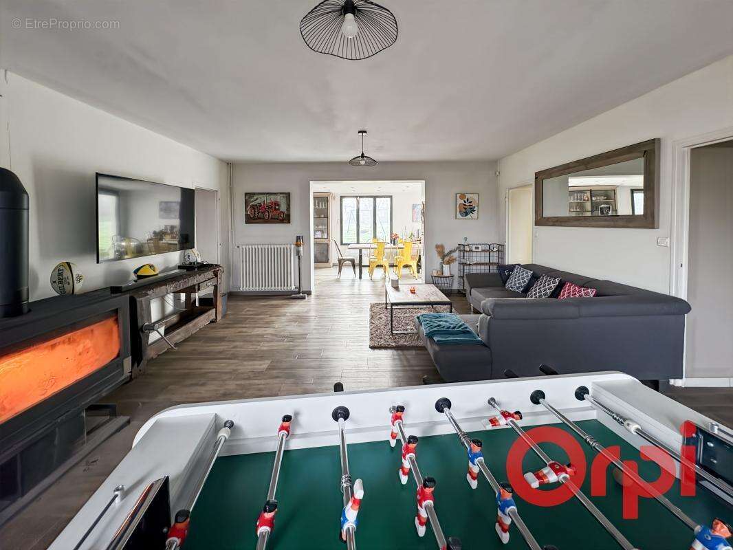 Maison à LA GUERCHE-SUR-L&#039;AUBOIS