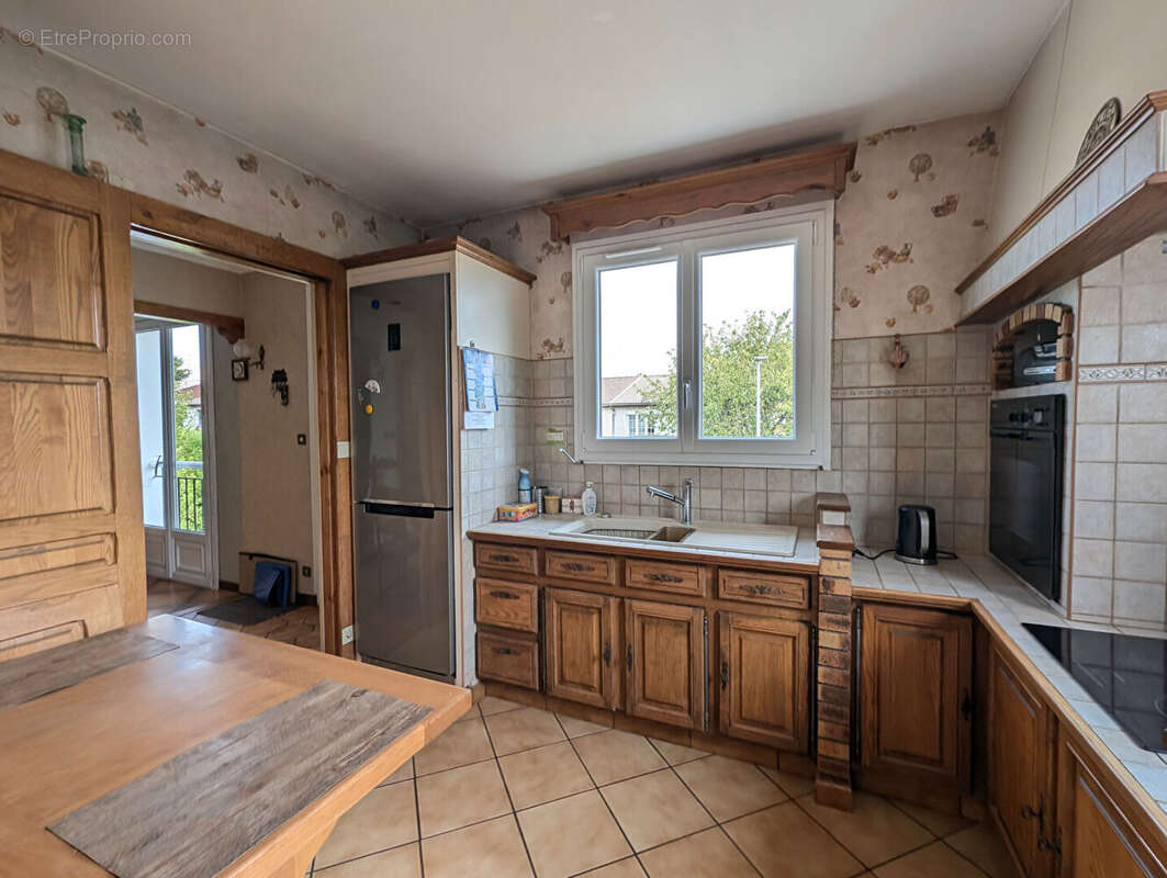 Maison à CHEVIGNY-SAINT-SAUVEUR