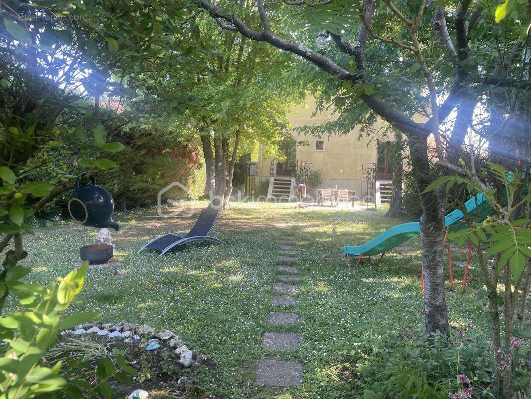 Maison à VILLEBLEVIN