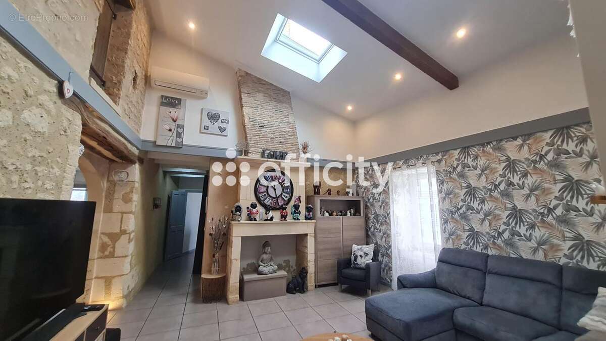 Maison à SAINT-SORNIN