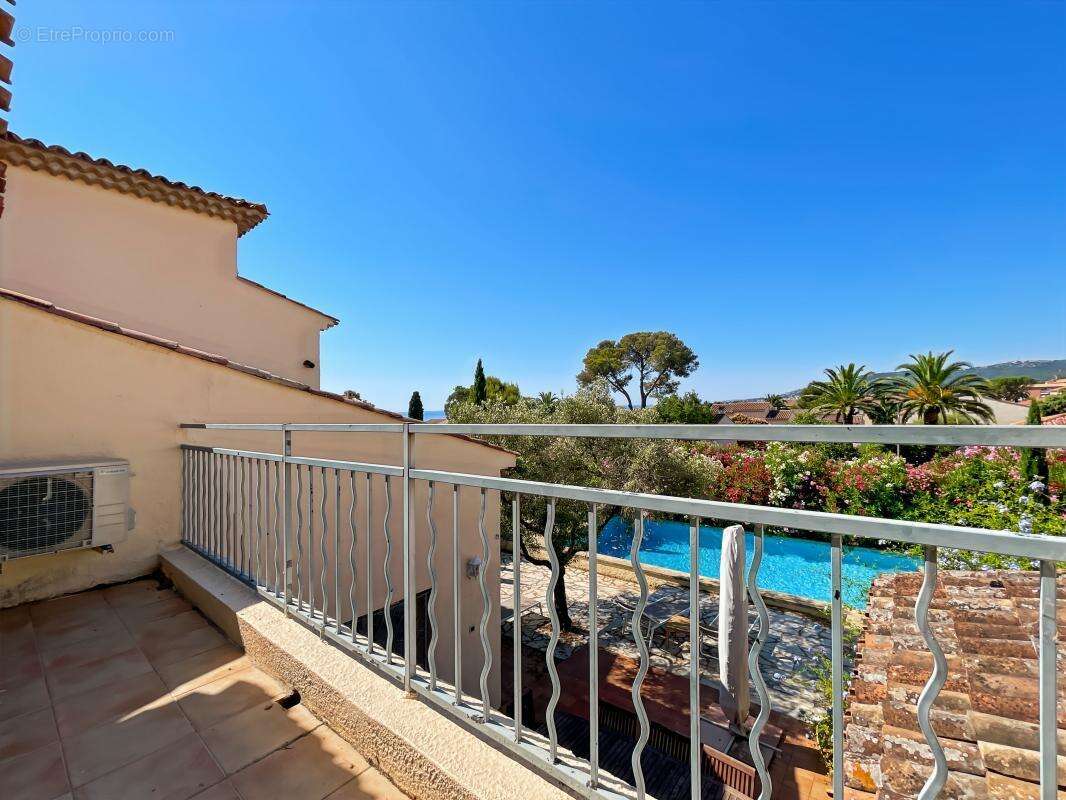 Maison À Vendre 175 m² environ - photo 5