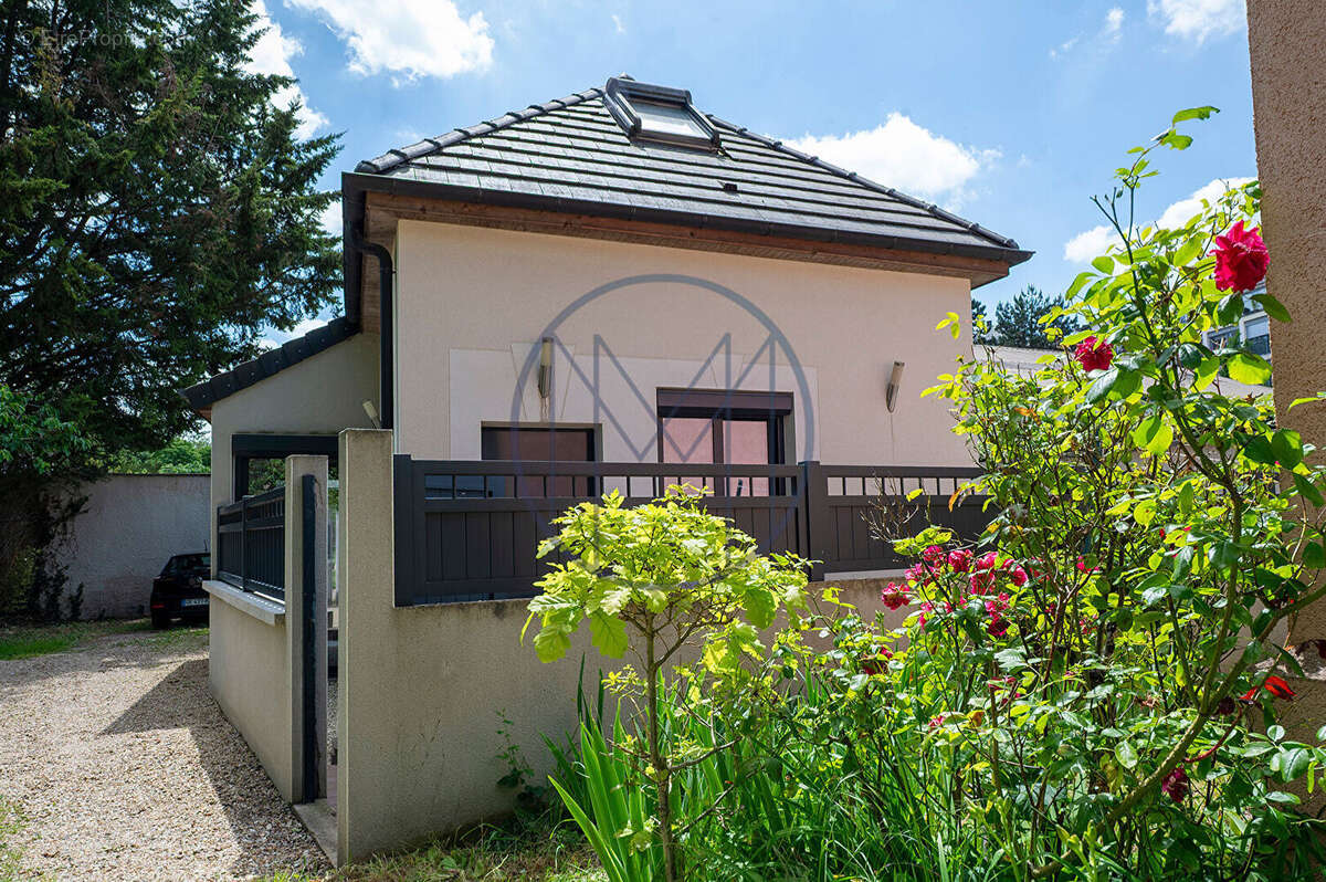 Maison à VERSAILLES