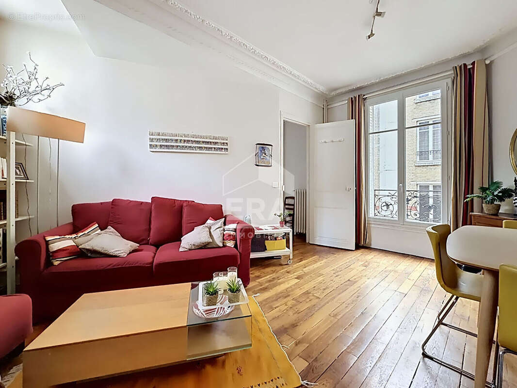 Appartement à PARIS-12E