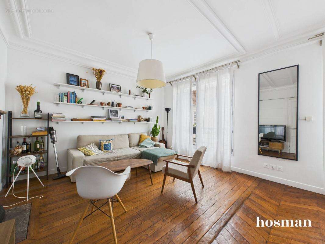 Appartement à PARIS-20E