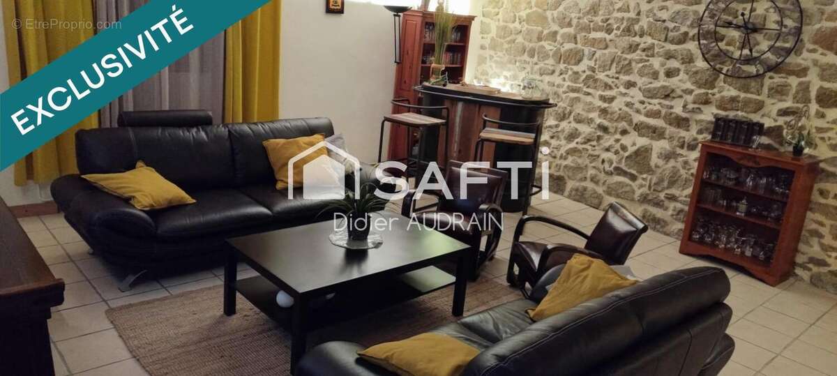 Maison 170 m² à Lapeyrouse  - photo 2