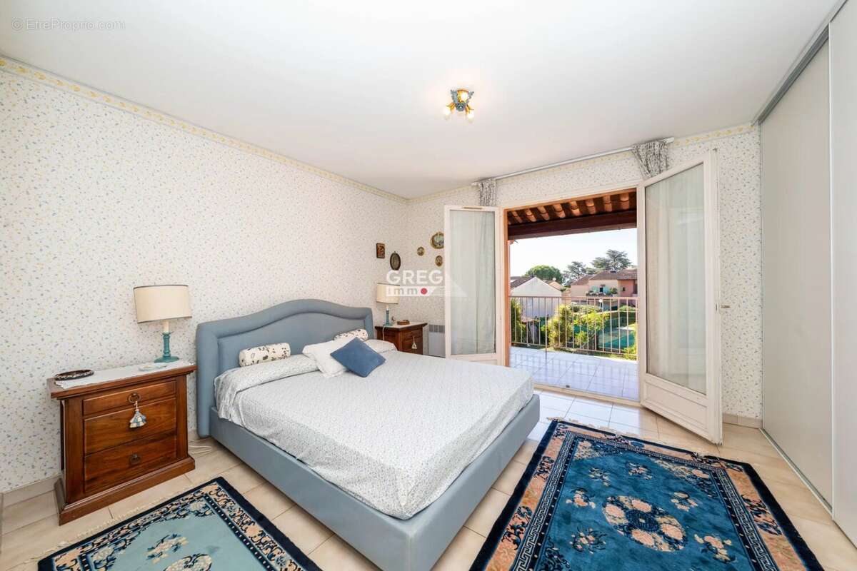 Maison à VILLENEUVE-LOUBET