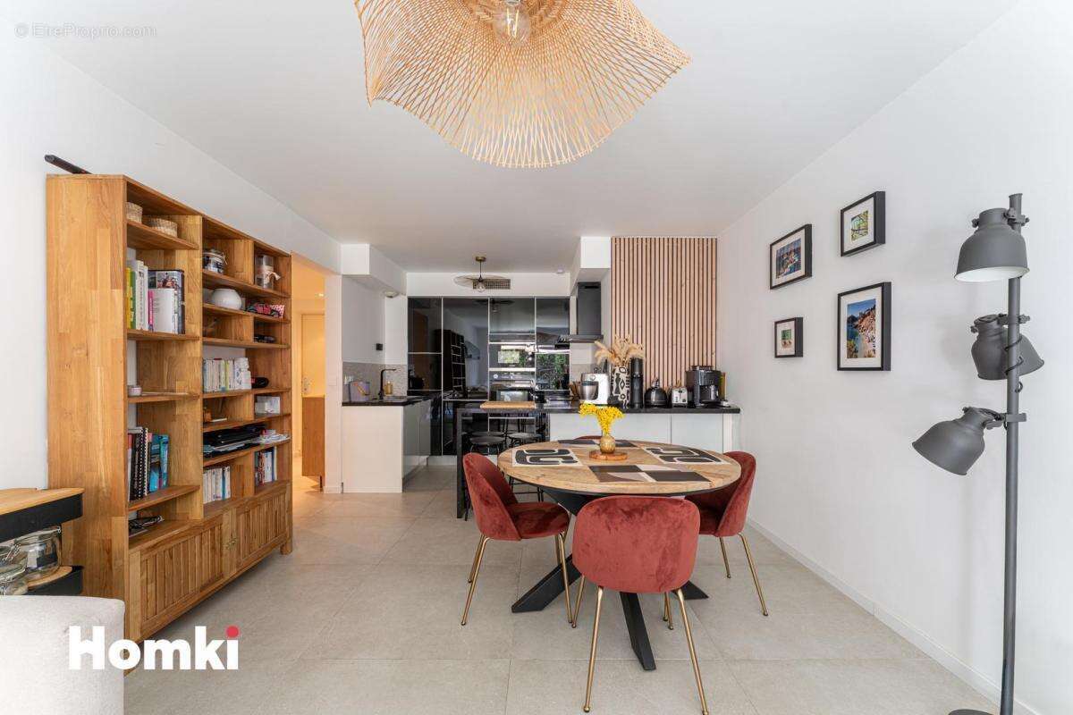 Appartement à MARSEILLE-12E