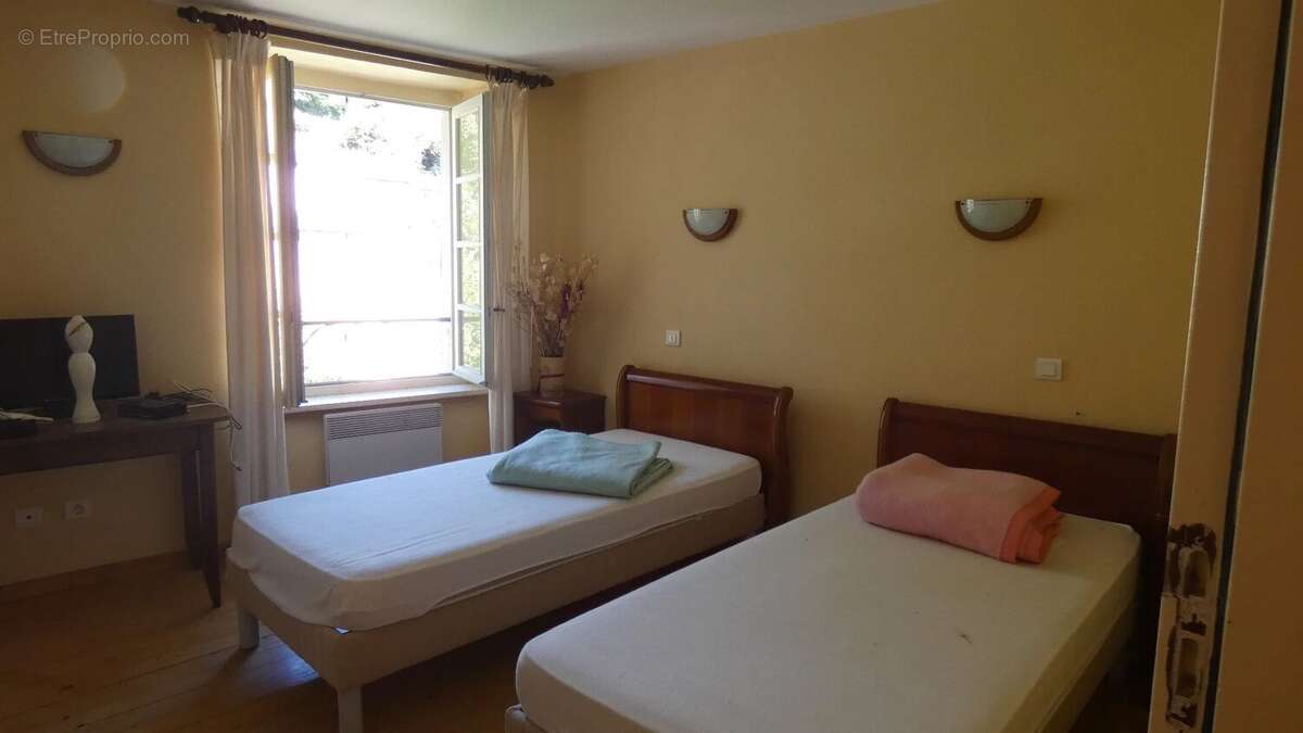 Maison à SAINT-ANDRE-DE-VALBORGNE