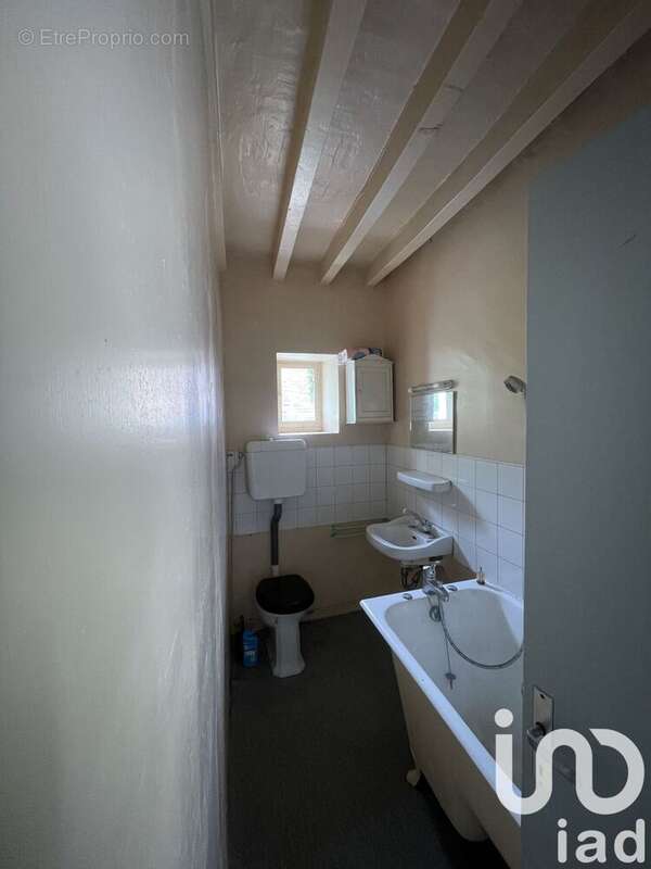 Maison 52 m² à Menou  - photo 6
