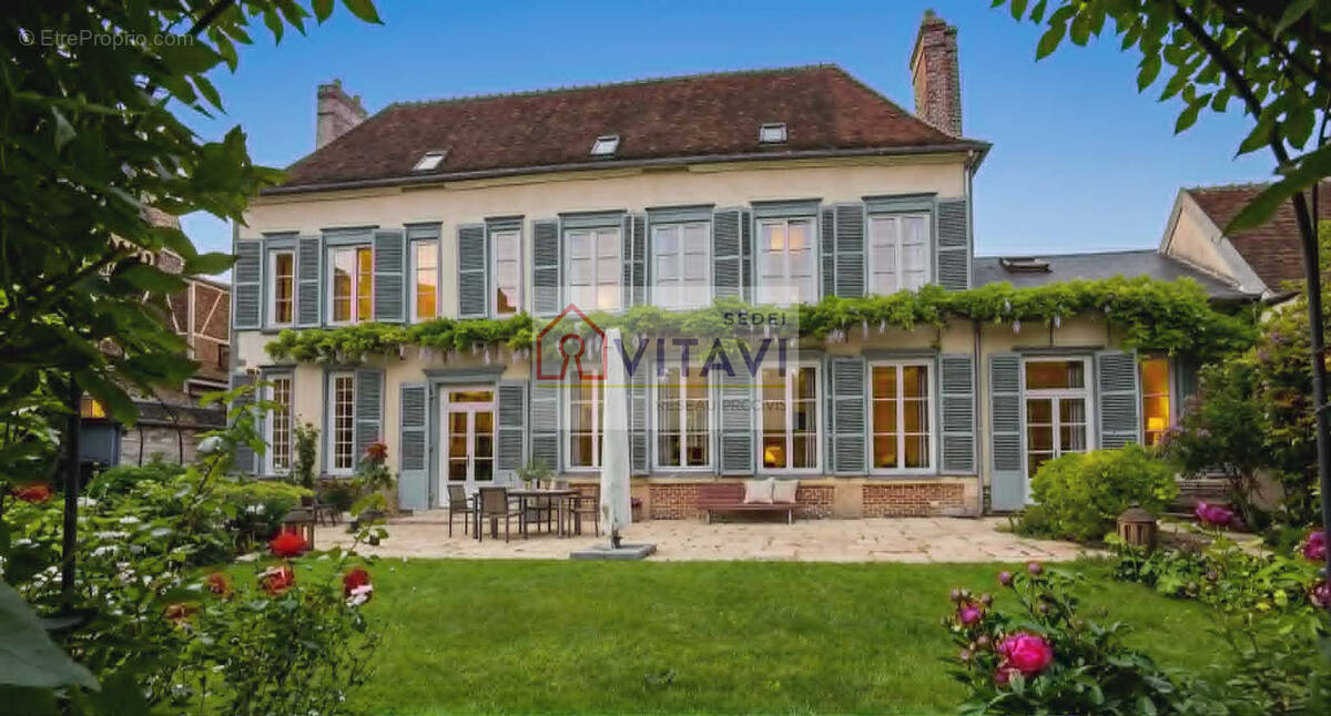 Maison à BEAUVAIS
