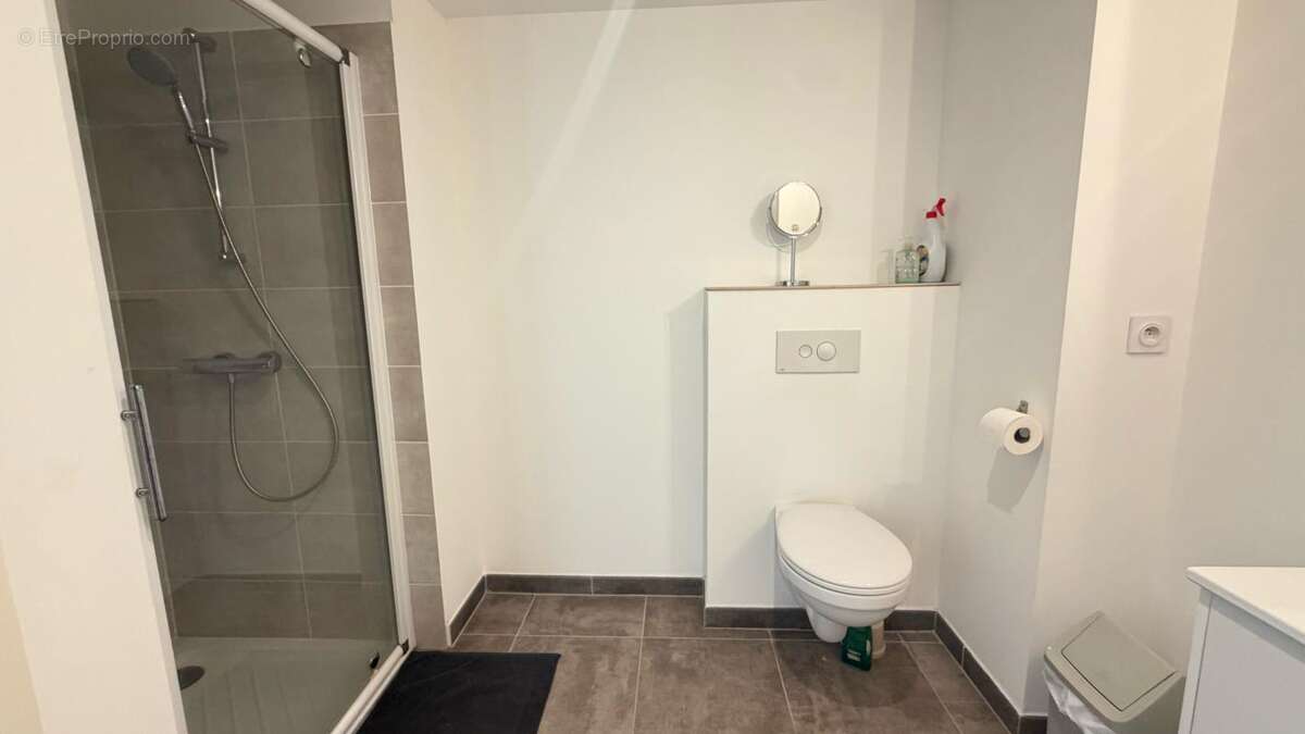 VENCE – Appartement 3 pièces avec terrasse, garage et stationnement - photo 7