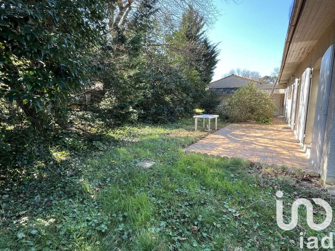 Maison 138 m² à Pessac  - photo 6