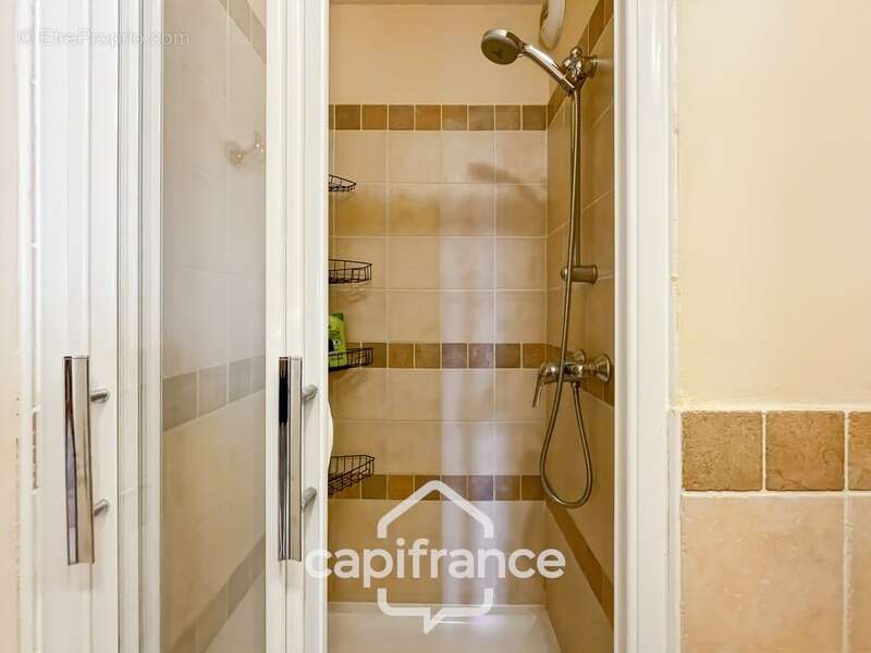 Appartement à MALLEMORT