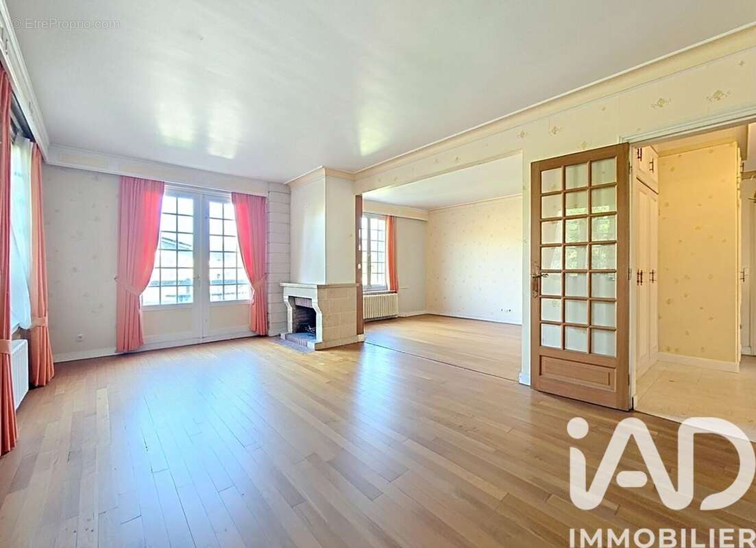 Photo 4 - Maison à VIGNEUX-SUR-SEINE