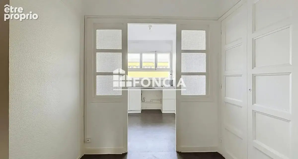 Appartement t5 place de la résistance - garage / ascenseur - photo 9