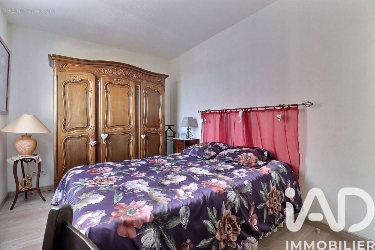 Photo 6 - Maison à ROQUEBRUNE-SUR-ARGENS