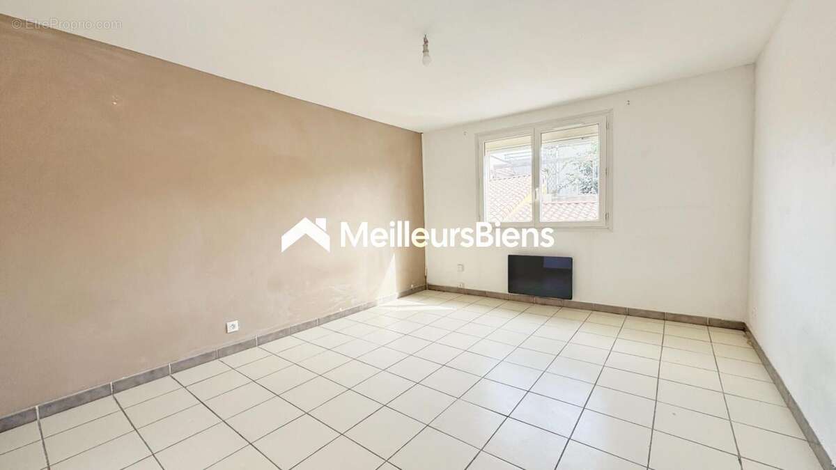 Appartement à PEROLS
