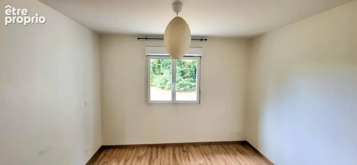 BOIS-GUILLAUME : MI 150 m² (2011) - Jardin 700 m² , 4 CH & 4 PK intérieurs - Belle opportunité ! - photo 10