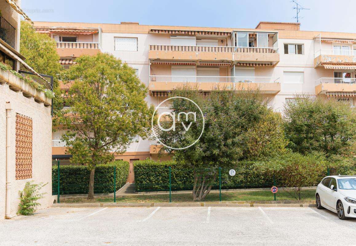 Hyeres gare - appartement t3 duplex 80m2 - dernier etage - s - photo 19