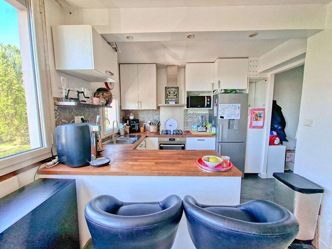 Appartement à FRESNES