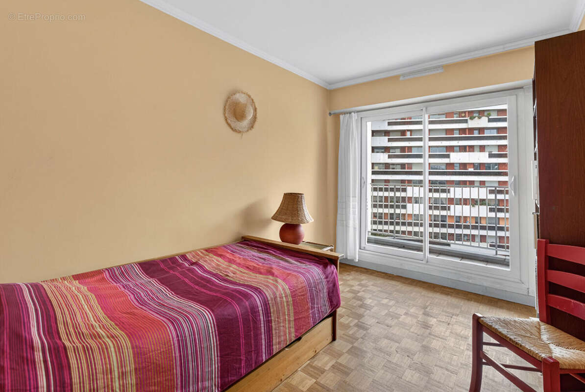 Appartement à PARIS-12E