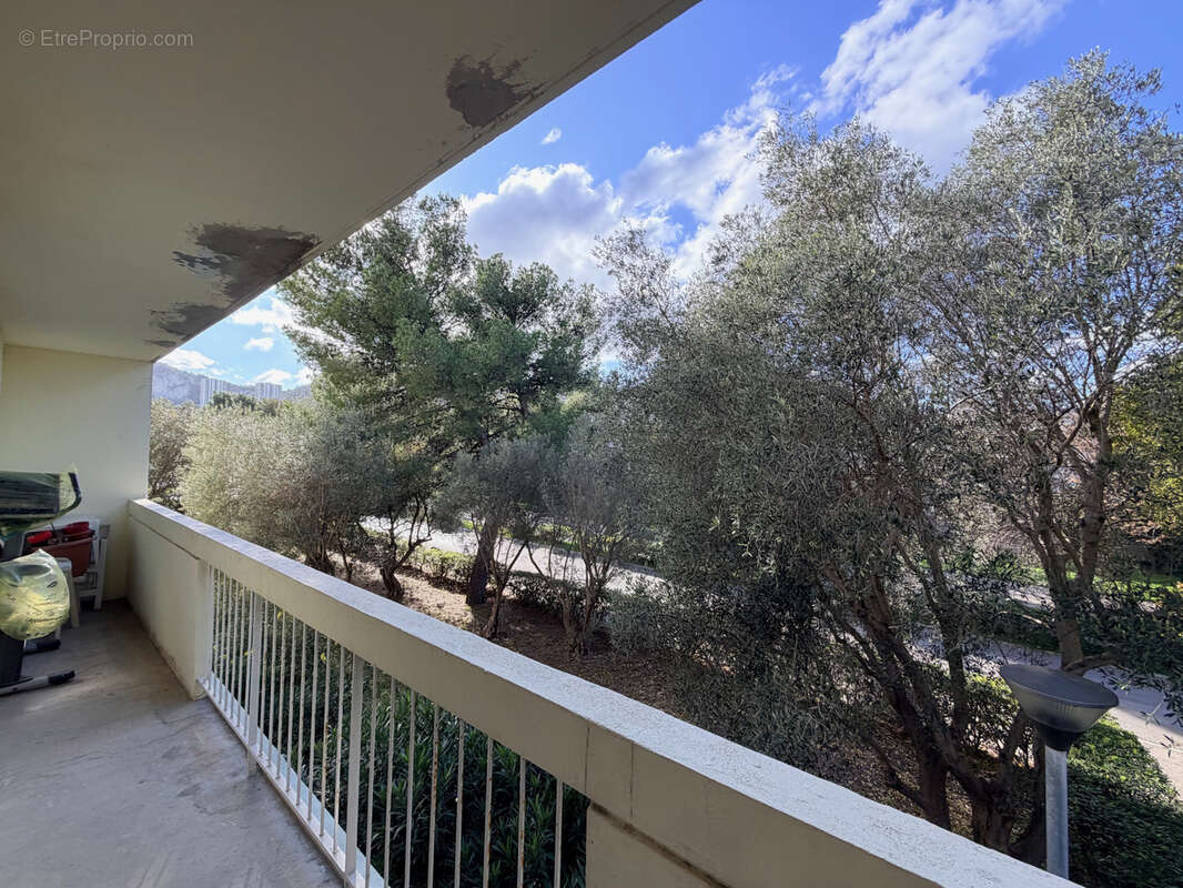 Appartement à MARSEILLE-8E