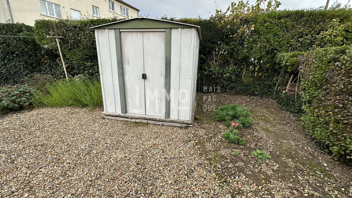 Maison à BESSE-SUR-BRAYE